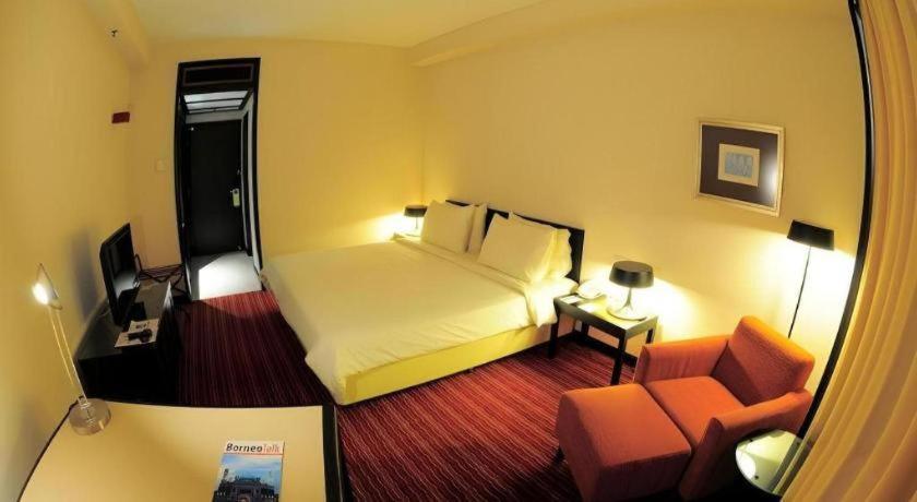 Tanahmas The Sibu Hotel Eksteriør billede