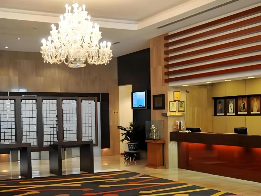 Tanahmas The Sibu Hotel Eksteriør billede