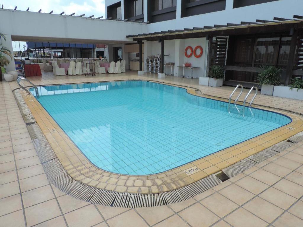 Tanahmas The Sibu Hotel Eksteriør billede